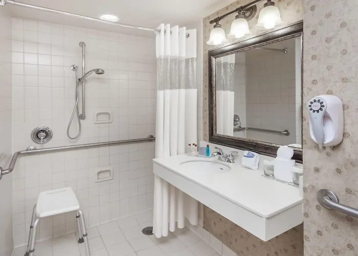 Wingate By Wyndham - Complimentary Area Shuttle 3* Peoria